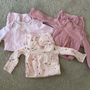 0-3 Month night gowns